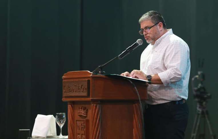 Fernando Larach, presidente del Comité pro Santa Cruz/ Foto: Fuad Landívar