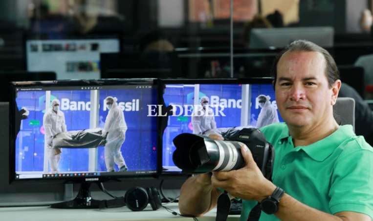 Fuad Landívar, fotógrafo de EL DEBER /Foto: Ricardo Montero
