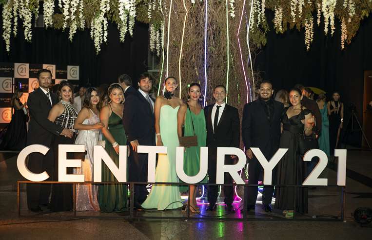 El equipo de CENTURY 21 Bolivia