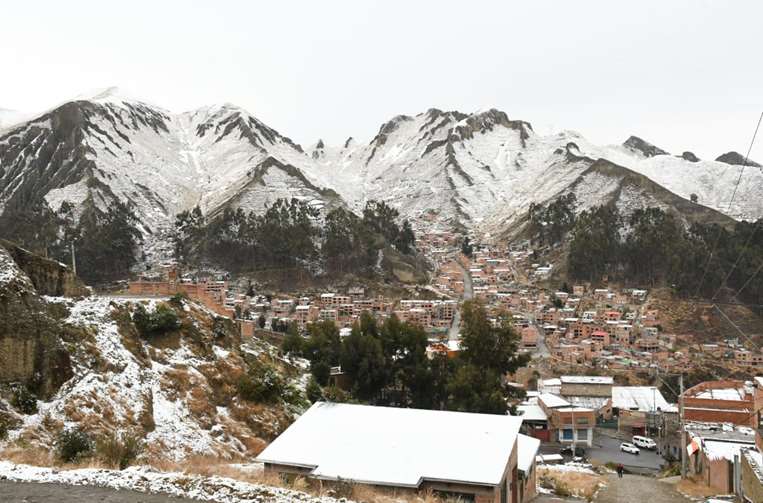 Nevada en El Alto y La Paz /FOTO: APG Noticias