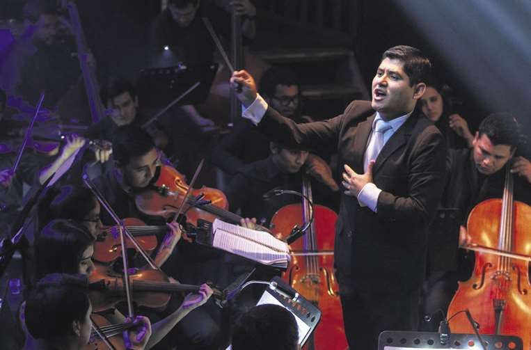 Isaac Terceros, director de la Orquesta Filarmónica.