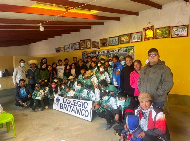 Los hermanos Wang compartieron sus conocimientos con estudiantes de La Paz