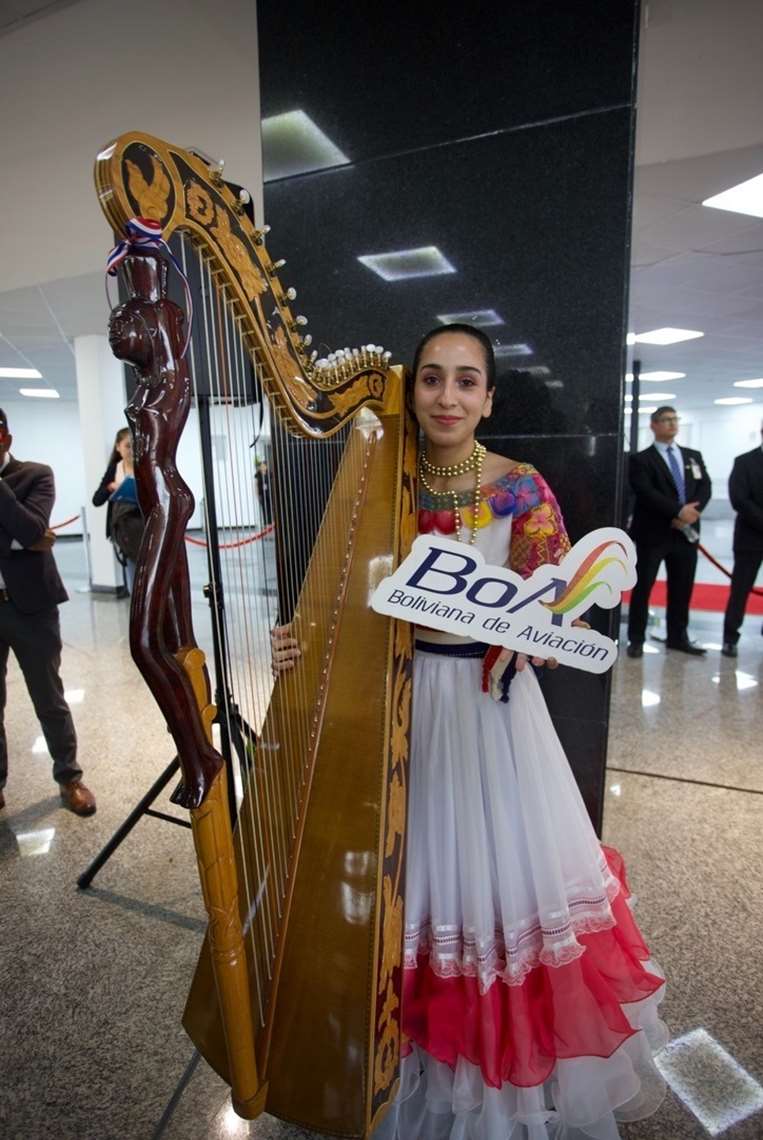La música de Belén dio la bienvenida a la delegación boliviana en Asunción / Foto: BoA