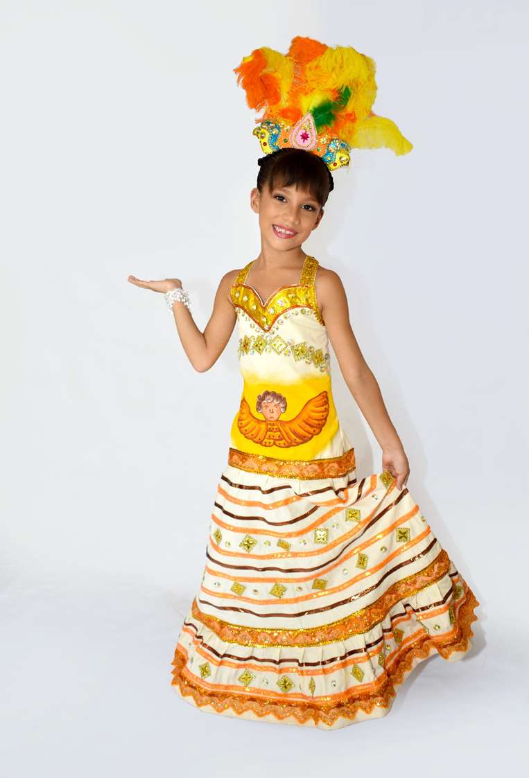 Marifer Cano Ruiz, reina del Carnaval Concepcioneño 2024