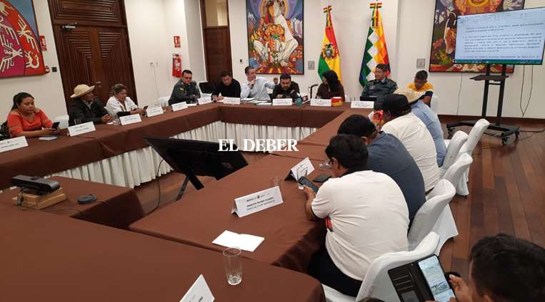 La reunión se lleva a cabo en la ciudad de La Paz/Foto: EL DEBER