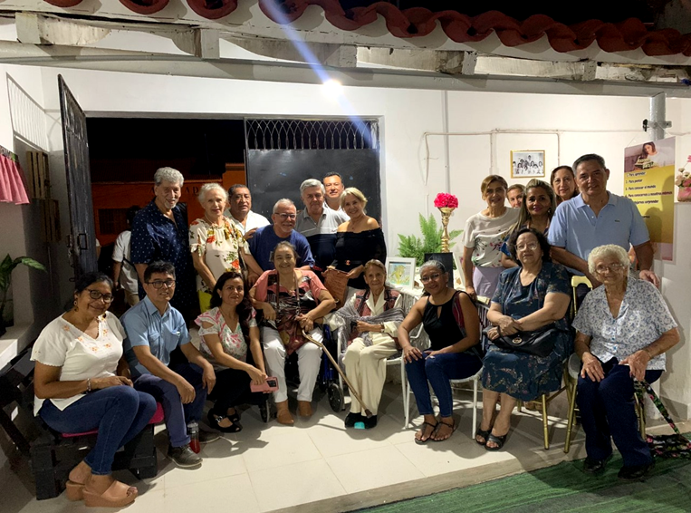 La familia Sánchez promotora del centro cultural en Camiri