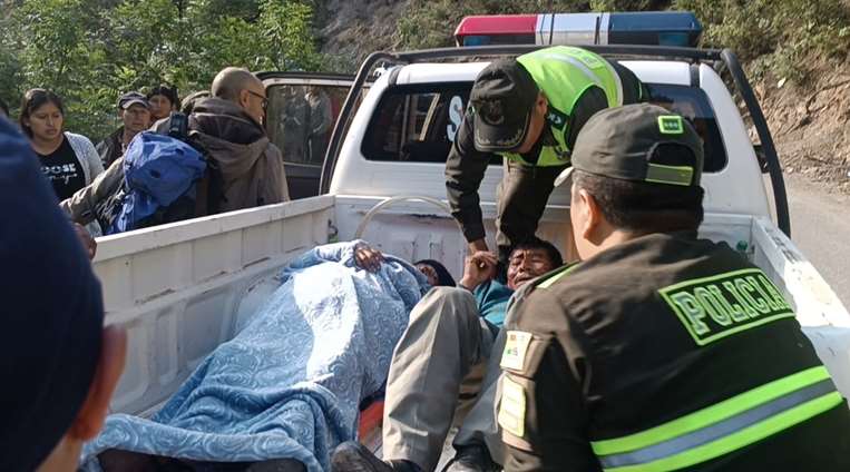 Accidente de un bus en los Valles cruceños/Fotos: Soledad Prado