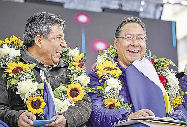 David Choquehuanca y Luis Arce en el aniversario del MAS en la ciudad de La Paz 