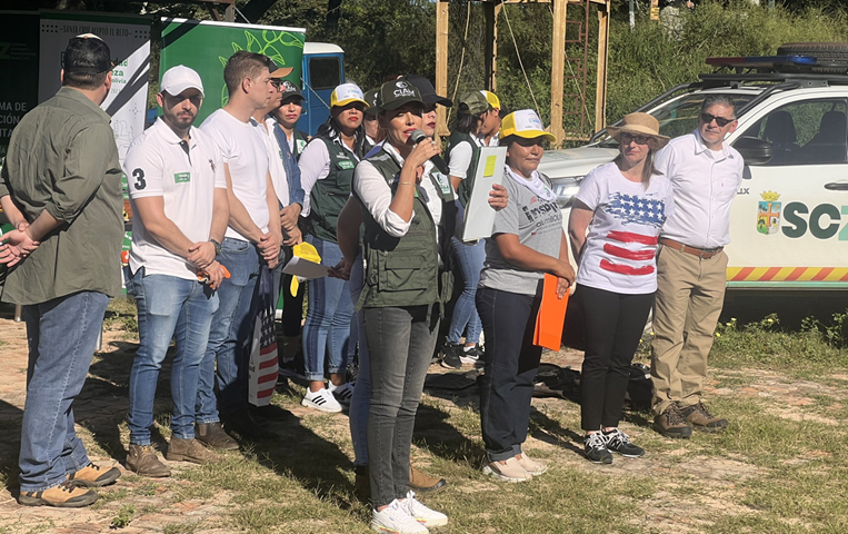 Instituciones, como la Alcaldía y la Gobernación se sumaron a la campaña de limpieza  