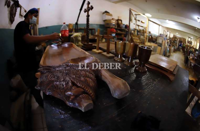 En la carpintería se fabrican una variedad de piezas de madera /Foto:Jorge Gutiérrez