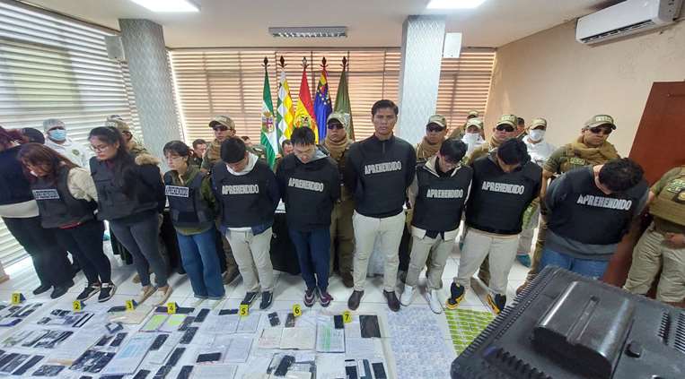 La Policía presentó a los imputados por el caso ciberextorsiones/Foto: Ricardo Montero