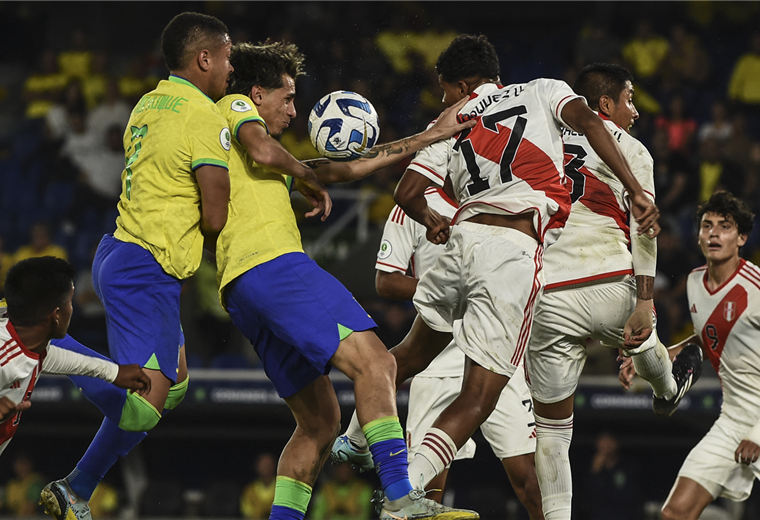 Brasil golea 30 a Perú en partido inaugural del Sudamericano Sub20