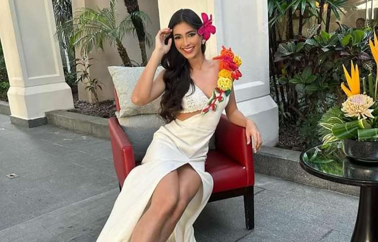 Miss Bolivia Se Luce En El Miss Universo Con Imponentes Atuendos ...