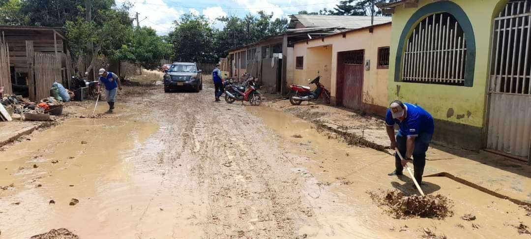 The waters go down in Pando and the tasks focus on cleaning and disease prevention