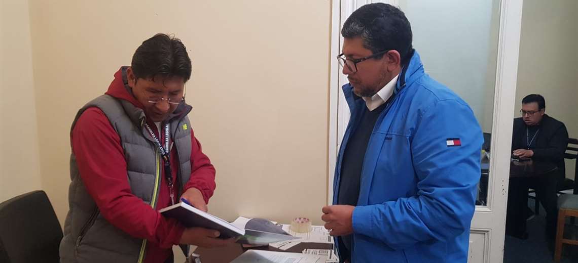 Former president of the departmental court of Justice of Tarija is the first candidate to apply to the TSJ