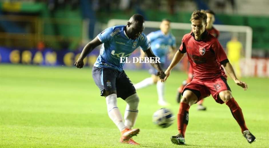 Blooming lost (2-3) to Newell's and disappointed again in the Copa Sudamericana