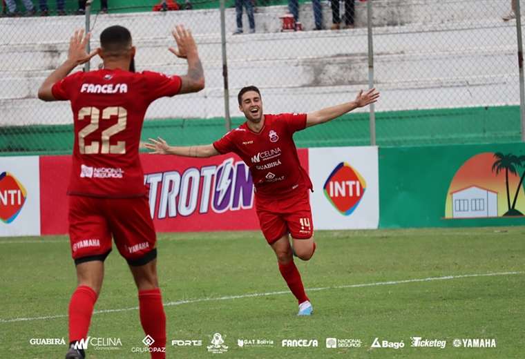 31' ¡Gol de Atlético Palmaflor! Ramón Coronel abre el marcador