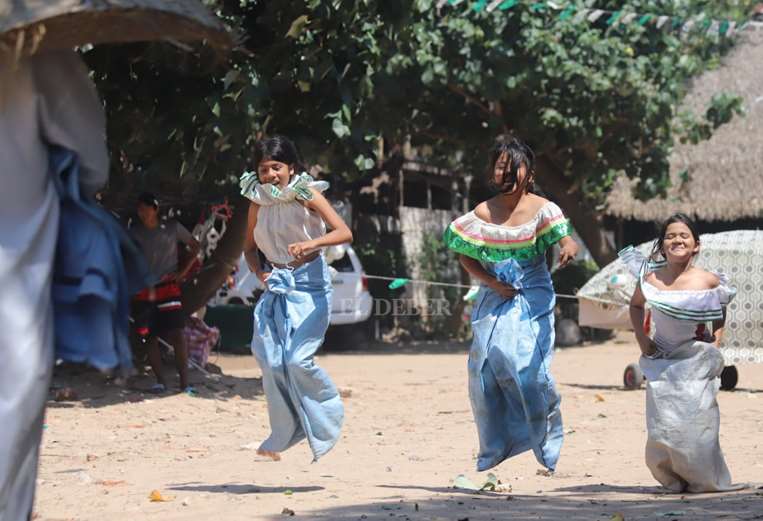 The Piraí cabins, a place for games, music and a good locro carreteraro | J Gutiérrez