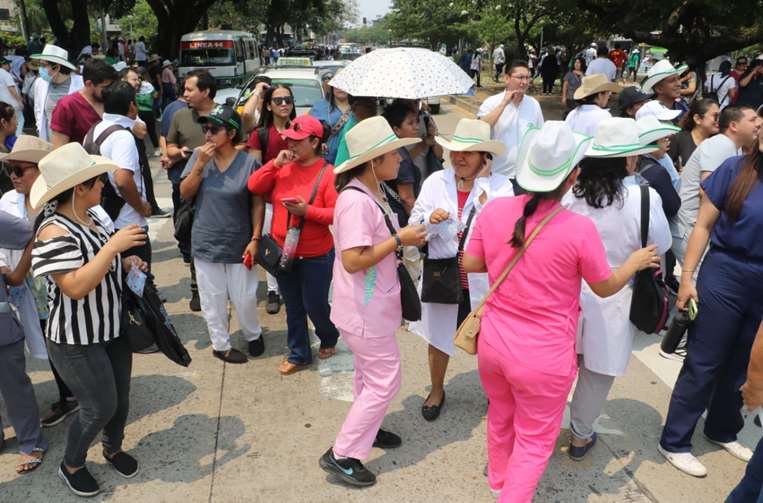 Marcha del sector salud | Foto: Juan Carlos Torrejón