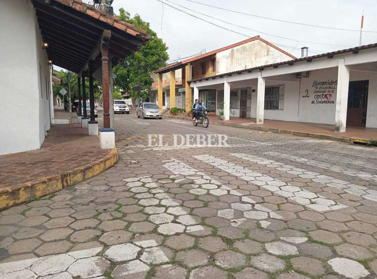 El casco viejo de la ciudad amaneció casi desértico