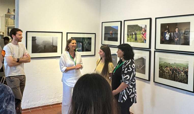 Charla de Natela Grigalashvili  para el 2do Foto Festival Internacional Manzana 1