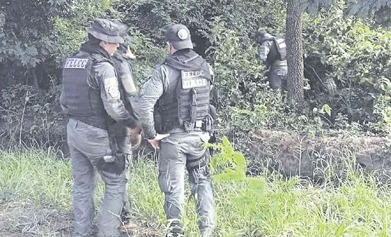 Fosa común donde enterraron cuatro cuerpos en Corani Pampa