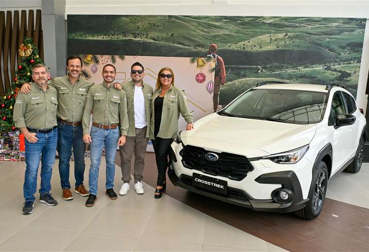 Luis Yáñez, Alex Borht, Stephen de Castro, Diego Aponte y Ma. Inés Carrasco