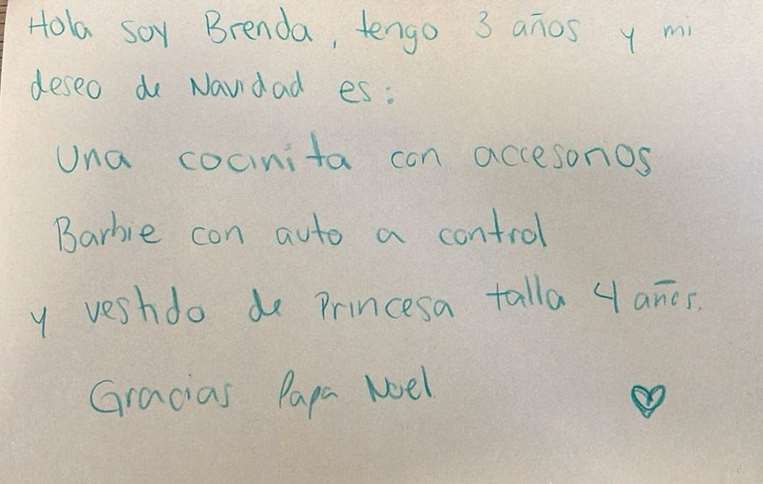 Brenda apenas tiene 3 añitos, sueña con una cocina 