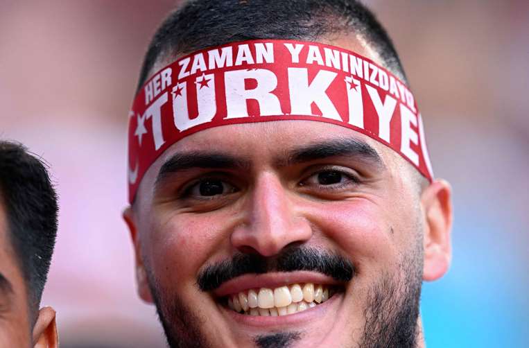 Hincha de Turquía en la Eurocopa 2024/Foto: AFP