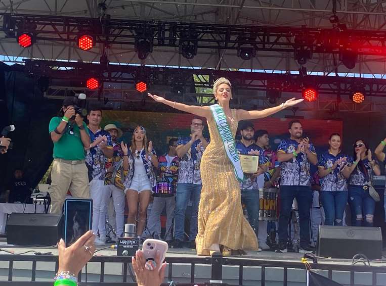 La comunidad boliviana en Virginia celebra su propio carnaval cruceño