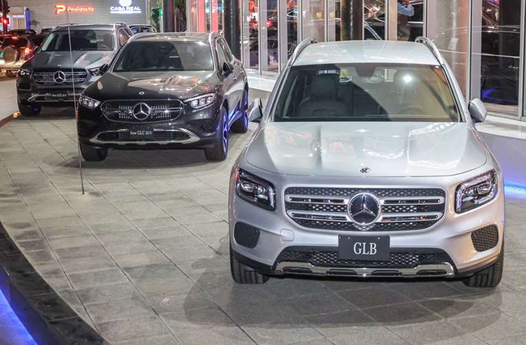 Presentación del renovado portafolio de vehículos de lujo de Mercedes-Benz
