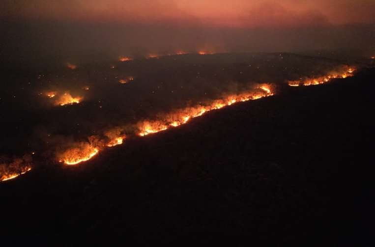 Incendio entre San Ramón y San Antonio de Lomerío, Santa Cruz/Foto: comunarios