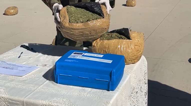 Secuestran 301 paquetes con marihuana tras un operativo antidrogas en Oruro.