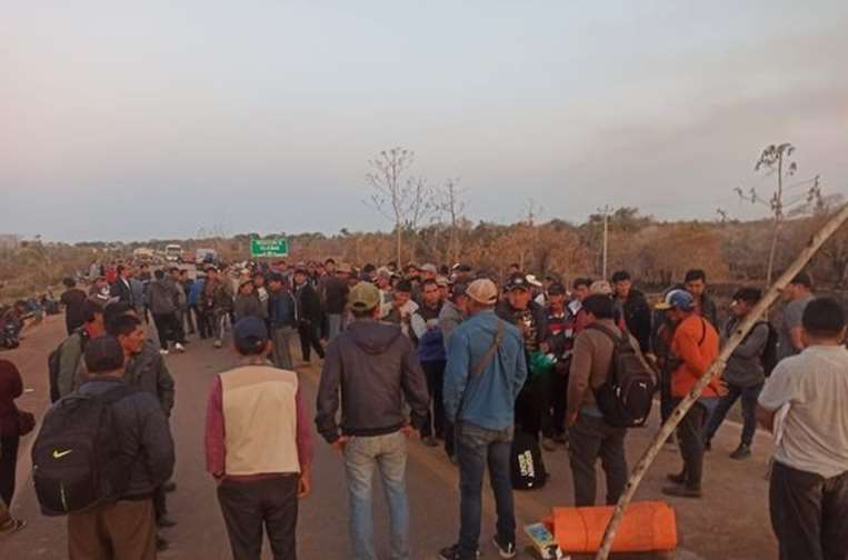 Bloqueo en Santa Rosa de la Roca/Foto: RRSS