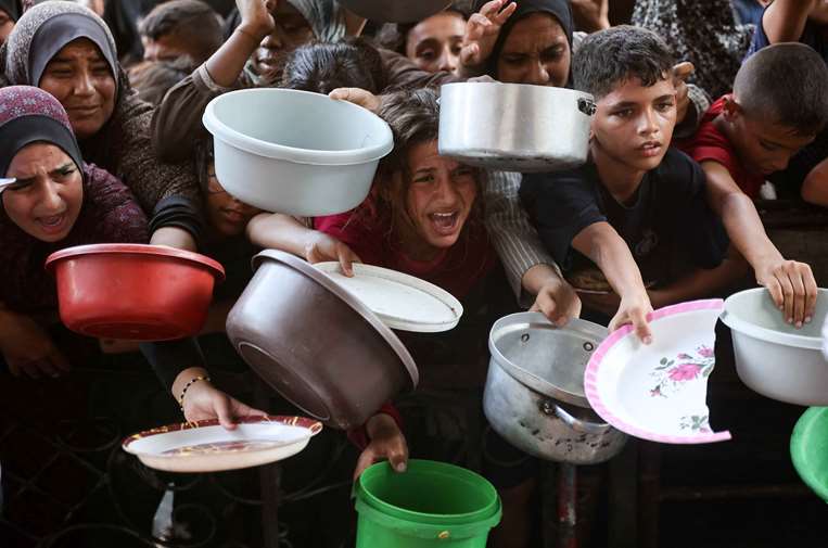 El hambre afecta a las familias palestinas en Gaza/Foto: AFP