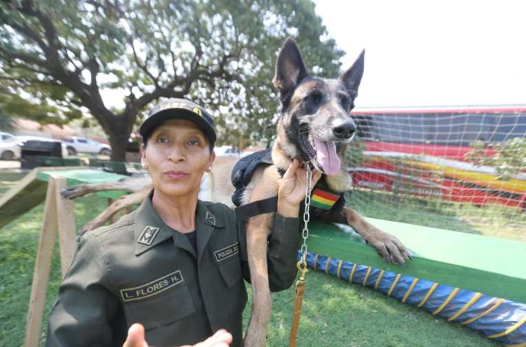 Becky fue agasajada junto a otros perritos por San Roque/Foto: Fuad Landívar