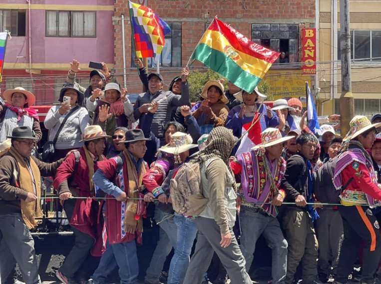 La marcha de Evo Morales pasa por El Alto / Foto Facebook de Evo Morales