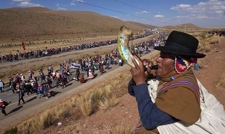 En Bolivia distintos sectores realizaron marchas y protestas sociales 