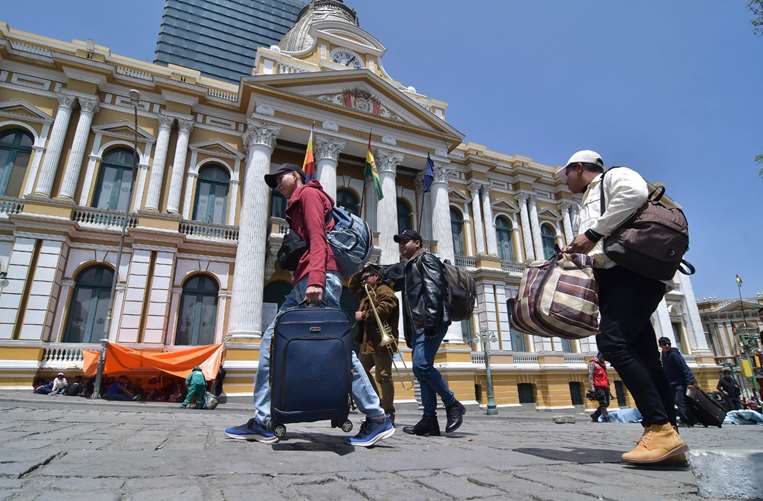 En Bolivia distintos sectores realizaron marchas y protestas sociales 