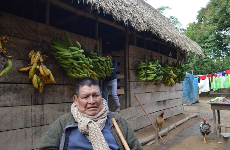 Santos Marupa es el único anciano en Carmen del Emero. Aún puede hablar tacana