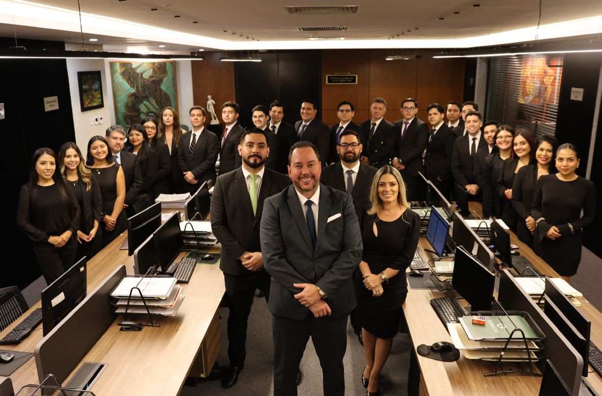 Equipo de Gumucio Litigation Corporate