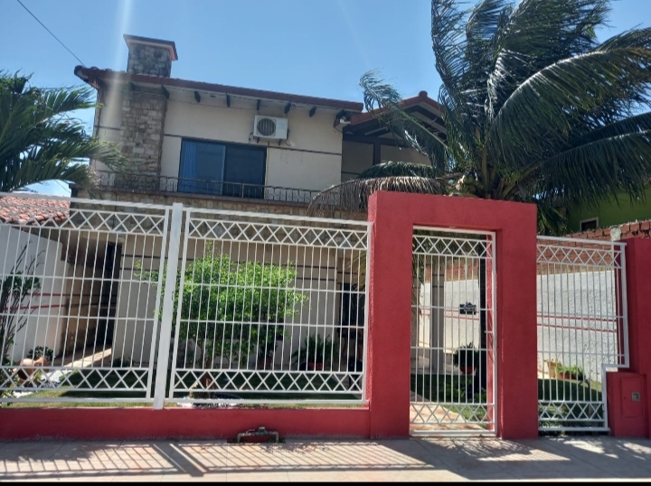 PROPIETARIA VENDE CASAS EN