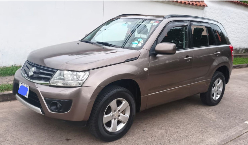 2015 SUZUKY GRAND VITARA - image 4