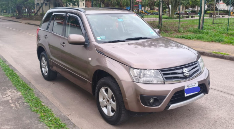 2015 SUZUKY GRAND VITARA - image 1