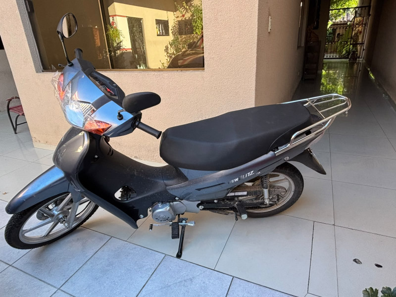 Hermosa motocicleta - image 2
